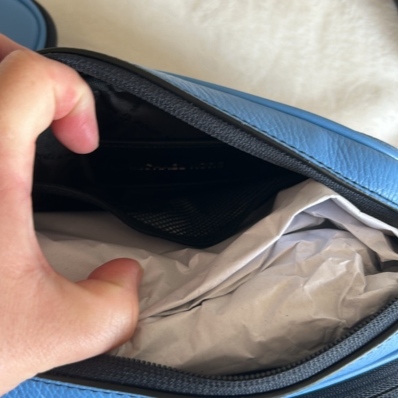 NWT Michael Kors leather camera bag with detachable pouch - Picture 8 of 8